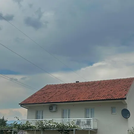 Apartamento Sarenac *